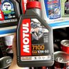 nhớt motul 7100